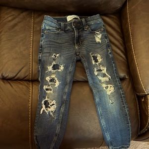 A abercrombie kids pants for 6 year olds